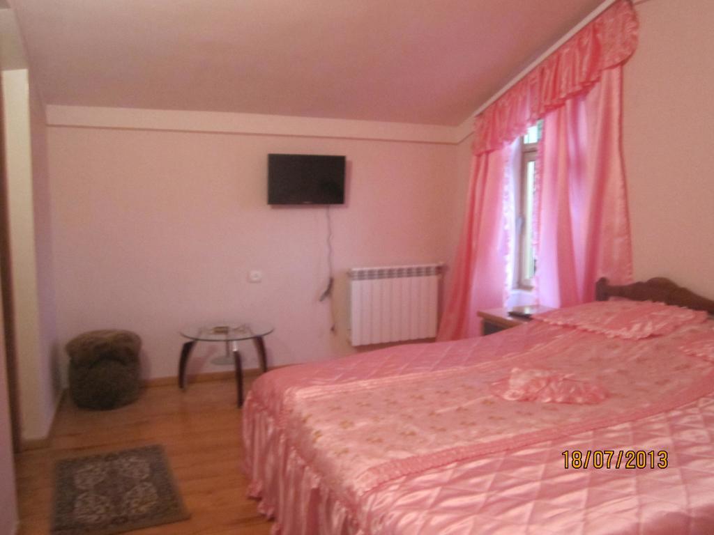 Guest House Sen Dilijan Eksteriør bilde